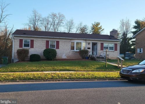 3645 Canterbury Rd, Harrisburg, PA 17109-1210