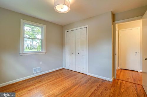 2221 Kimball Pl, Silver Spring MD 20910-1161 exterior