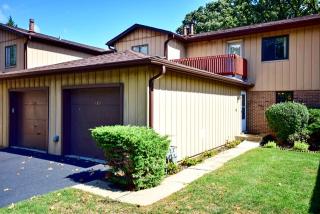 5305 Newport Dr, Lisle, IL 60532-2173