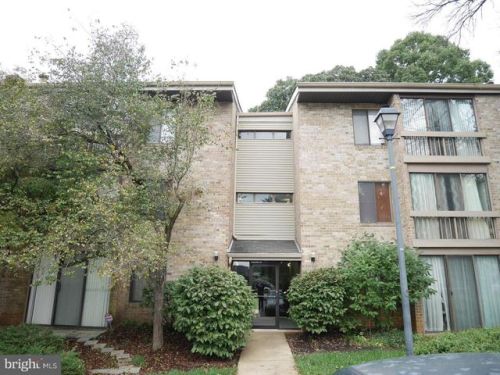 10596 Twin Rivers Rd, Columbia MD  21044-2158 exterior