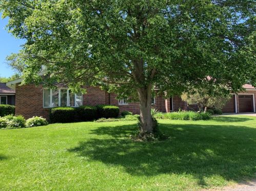 525 Tally St, Rollo, IL 60518-8114