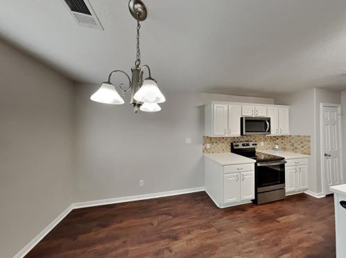 16414 Tracy Ct, Conroe TX  77306-5989 exterior