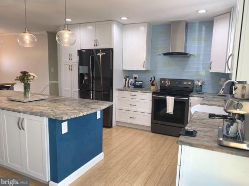 9492 Vollmerhausen Dr, Columbia MD  21046-2004 exterior