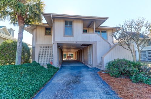 20 Beachside Dr, Isle Of Palms, SC 29451-2272