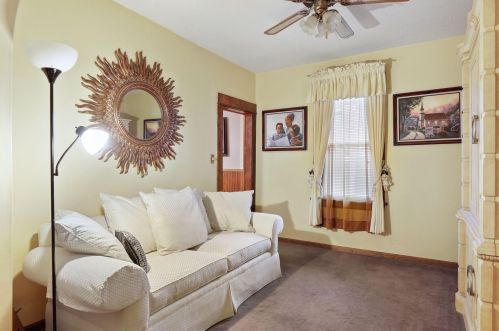 1122 Albemarle St, Saint Paul MN  55117-4415 exterior
