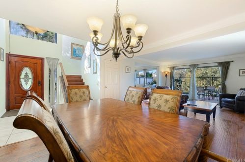 7315 Singingwood Dr, Anaheim CA 92808-1701 exterior