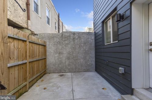 912 Ellsworth St, Philadelphia PA  19147-4621 exterior
