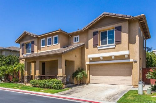 4611 Olsen Ct, Riverside, CA 92505-5111