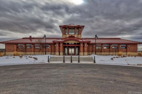 176 Kewaunee Way, Aurora CO 80016-4327 exterior