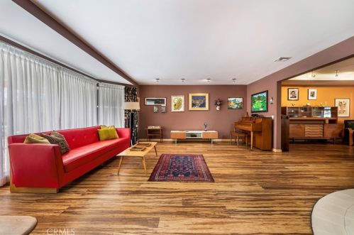 1107 Riviera Dr, Santa Ana CA 92706-1841 exterior