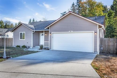 907 Cody St, Rainier, WA 98576-9203