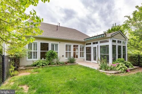 119 Smithfield Ct, Fredericksburg, VA 22406-2059