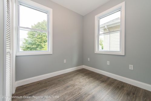 1545 Asbury Ave, Tinton Falls NJ 07712-6102 exterior