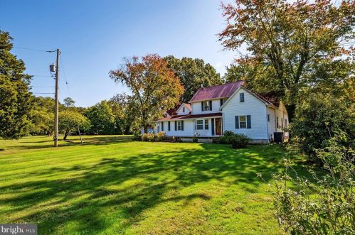 6482 Shady Side Rd, Shady Side MD 20764-9715 exterior