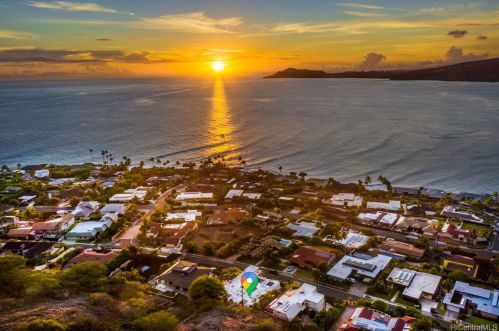 113 Lumahai St, Honolulu HI  96825-2101 exterior