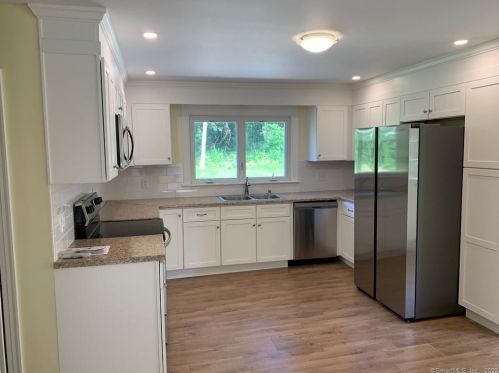 26 Highland Ave, Killingly CT  06239-3114 exterior