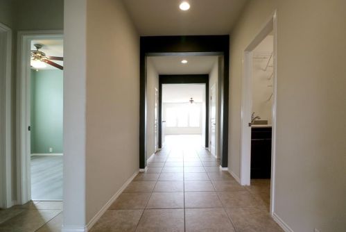 8227 Clover Leaf Dr, Richmond TX  77469-4864 exterior