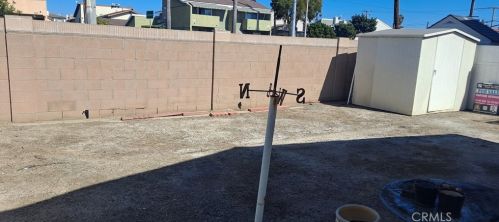 7652 Garfield Ave, Huntington Beach CA  92648-2023 exterior