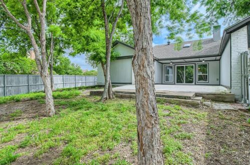 3719 Westminster Dr, Carrollton TX 75007-2449 exterior