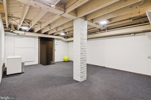 1310 Noyes Dr, Silver Spring MD 20910-2224 exterior