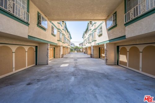 132 Diamond St, Arcadia, CA 91006-3890