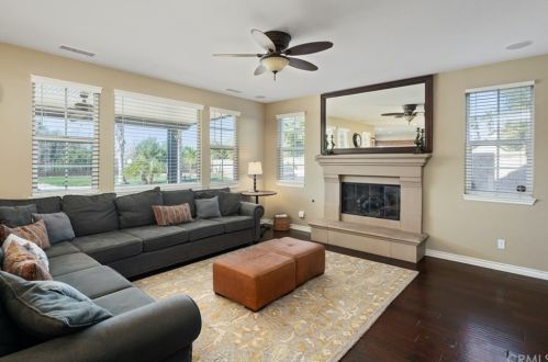 16093 Sierra Heights Dr, Riverside CA  92503-8449 exterior