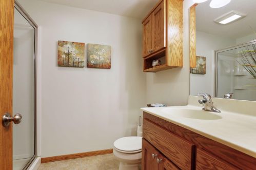 556 Edith Ave, Saint Paul MN  55115-2030 exterior
