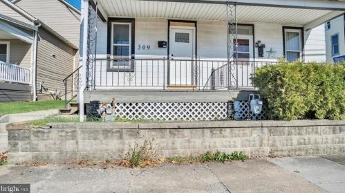 309 High St, Hanover PA  17331-2302 exterior
