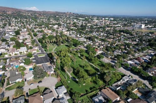 6028 Hoover Ave, Whittier CA 90601-3256 exterior