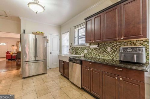 1339 Elizabeth Ln, Atlanta GA  30344-1724 exterior