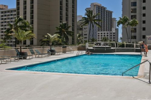 201 Ohua Ave, Honolulu HI 96815-3653 exterior