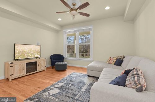 590 Stocketts Run Rd, Davidsonville MD  21035-2608 exterior