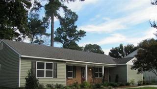 3820 Old Farm Rd, Portsmouth, VA 23703-2705
