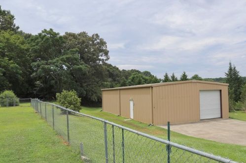 3230 Brockton Rd, Jefferson GA  30549-3330 exterior
