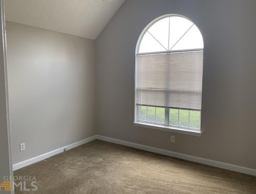 15 Sanibel Ln, Newnan, GA 30265-2019