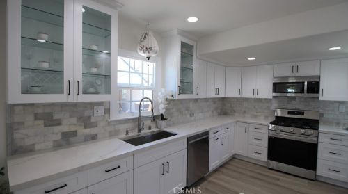 3493 Hoover St, Riverside CA  92504-3905 exterior