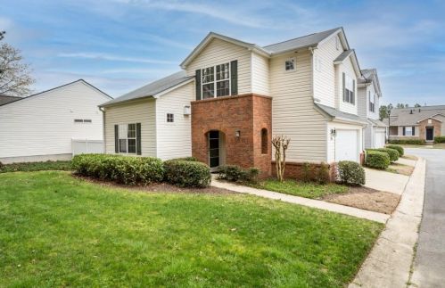 696 Bedford Ct, Holly Springs, GA 30188-7120