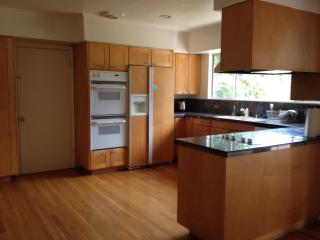 42 Portola Ave, Los Altos CA  94022-1240 exterior