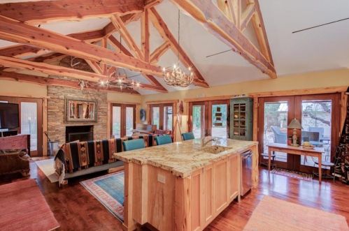 5808 Beacon Dr, Austin TX  78734-1416 exterior