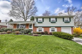 1938 Crooked Oak Dr, Lancaster, PA 17601-6425
