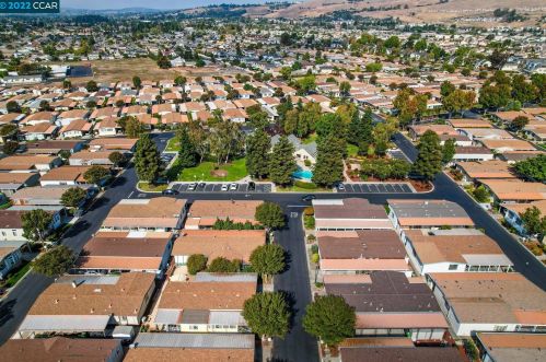 29444 Middleborough Way, Hayward CA  94544-6436 exterior
