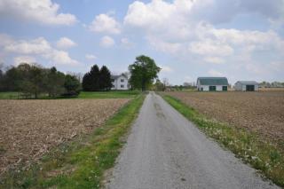 4300 Brook Rd, Lancaster OH  43130-9115 exterior