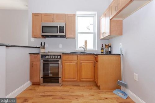 1316 Ellsworth St, Philadelphia PA  19147-4416 exterior