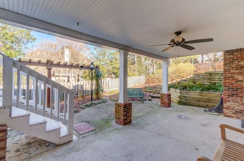 2721 Log Cabin Dr, Atlanta GA  30339-1546 exterior