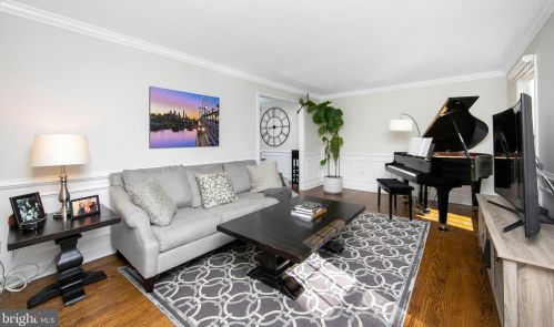 299 Maple Ave, Haddonfield NJ 08033-1436 exterior