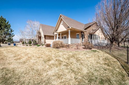 4 Kalanchoe Ct, Pueblo, CO 81008-1925