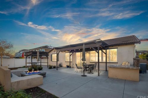 42474 Bradshaw Dr, Temecula, CA 92592-6638