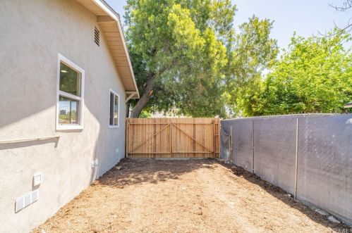 4065 Wallace St, Riverside CA  92509-6841 exterior