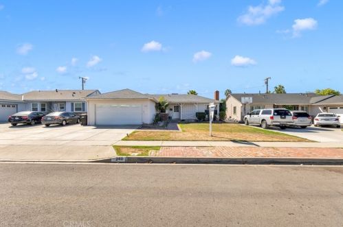240 Tudor St, Covina, CA 91722-2851