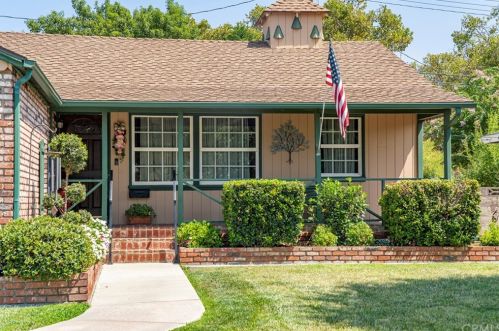 1507 Maplewood St, La Verne, CA 91750-3928